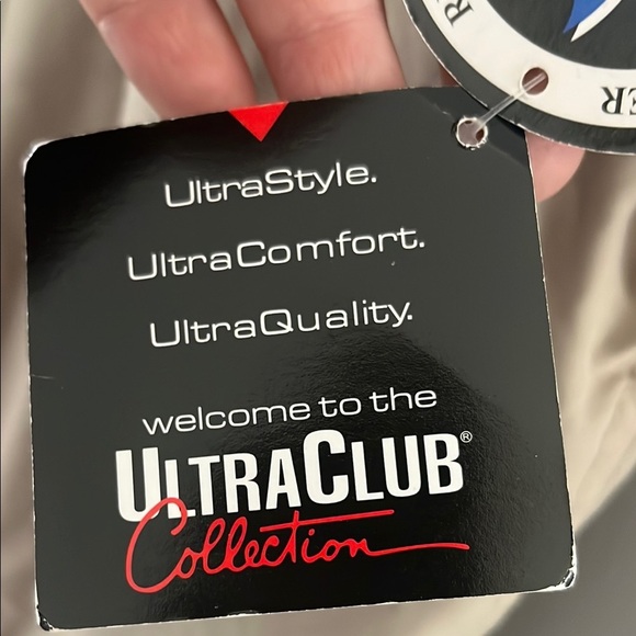 Beige Ultra Club Collection Sleeveless Vest - Picture 7 of 11